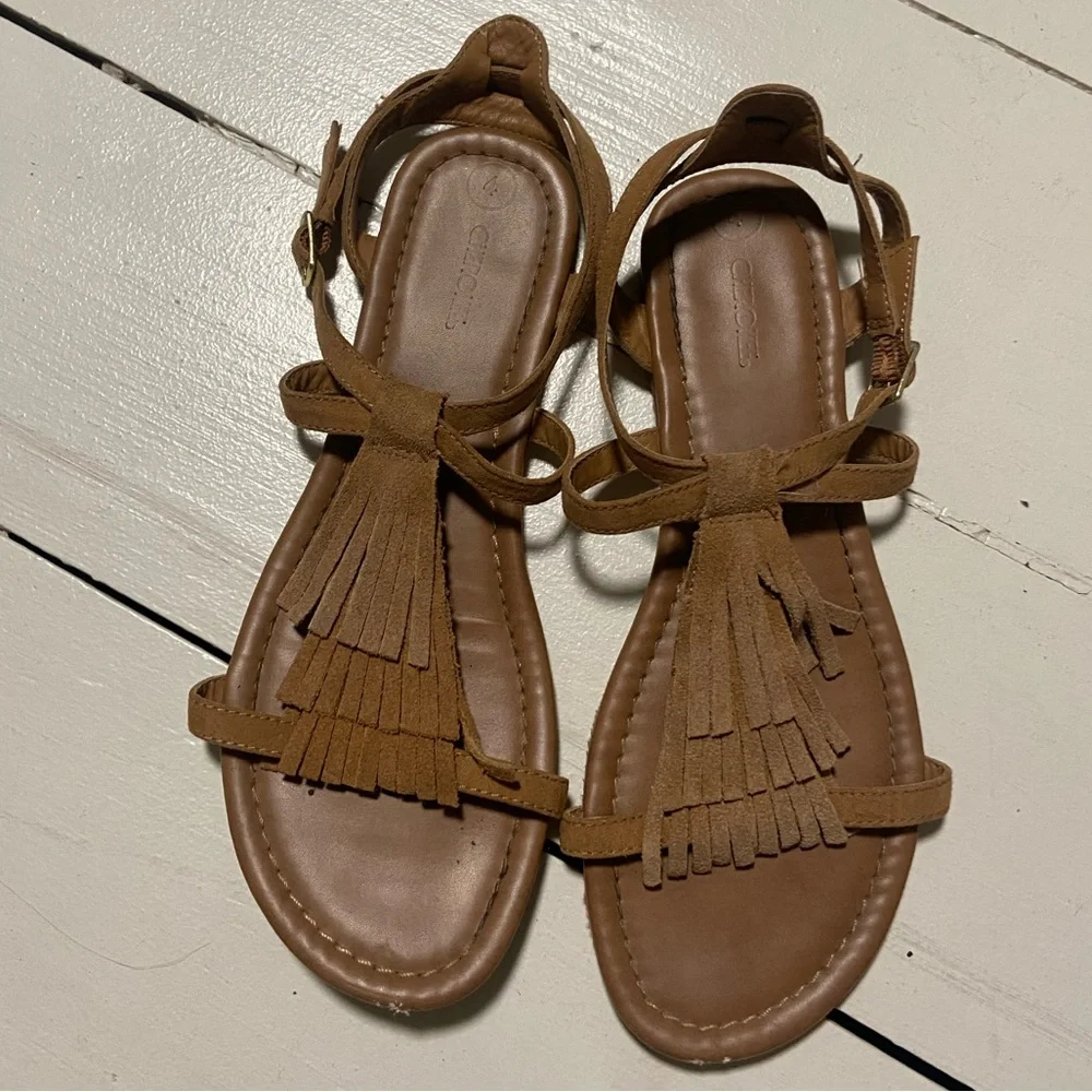 Cherokee Sandals - Picture 1 of 2